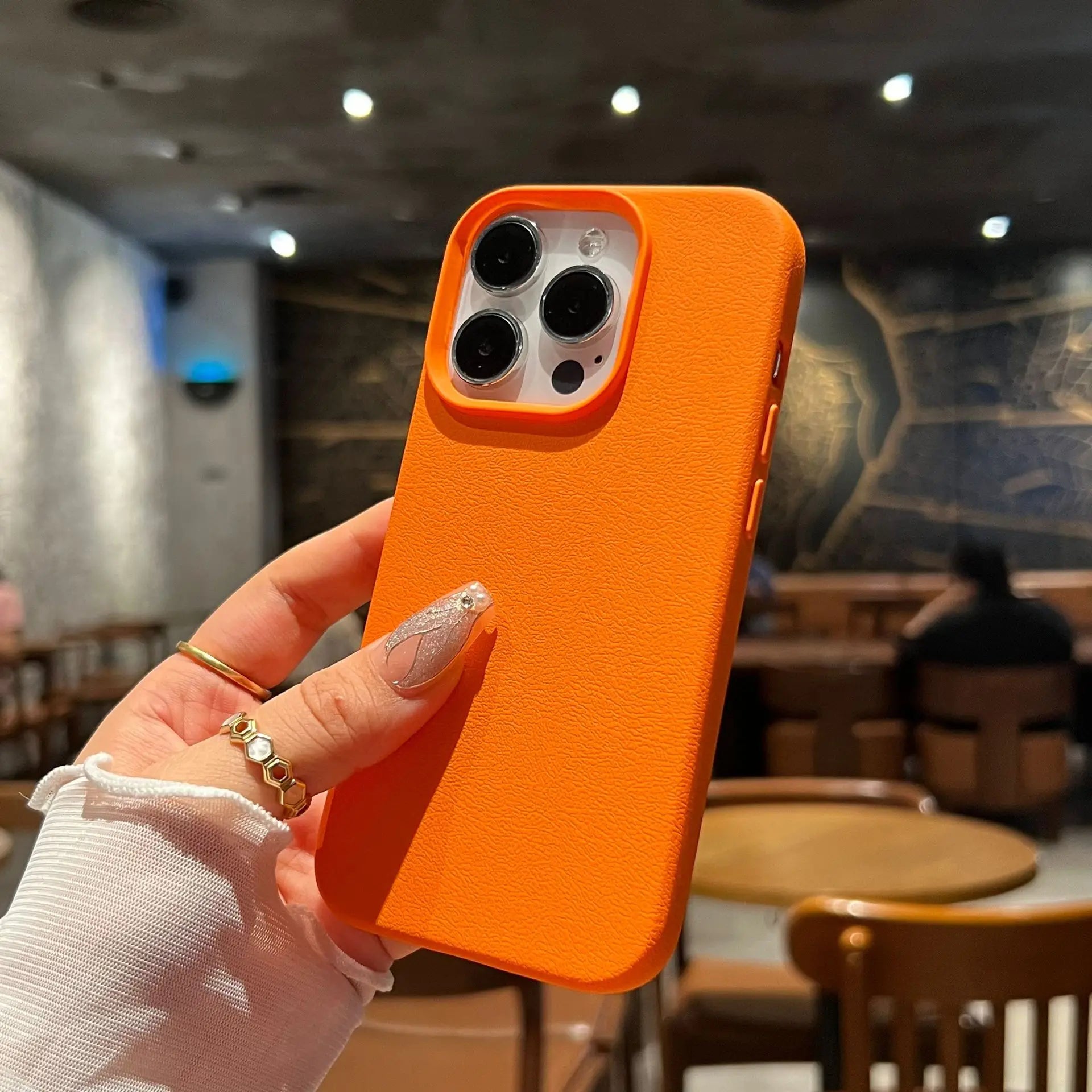 Orange / For iPhone 13