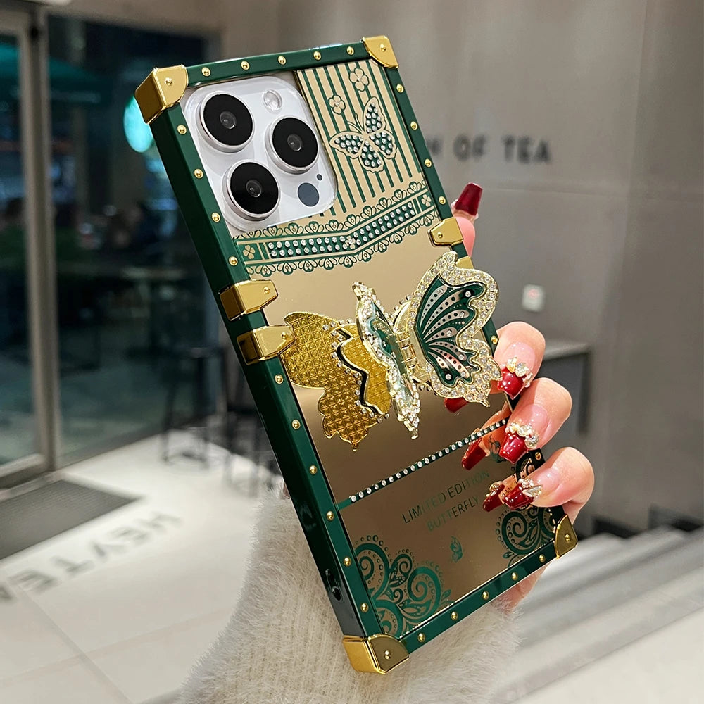 For iPhone 16 Plus / Dark Green