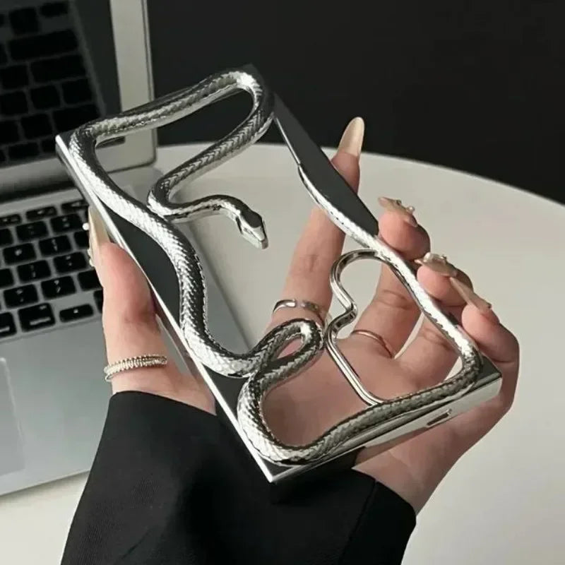 Venom 3D Snake Hollow Case – Luxury Matte Heat Dissipation Cover